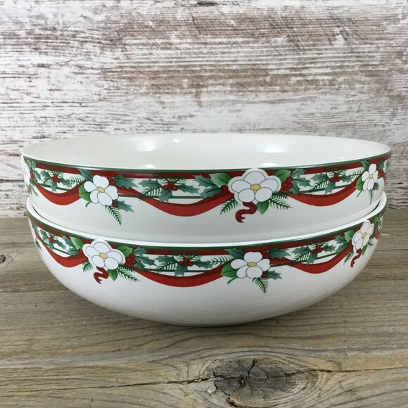 Pfaltzgraff Yuletide Round Vegetable Bowl 8 3/4" X 2 1/4" Christmas-Themed - Picture 11 of 12